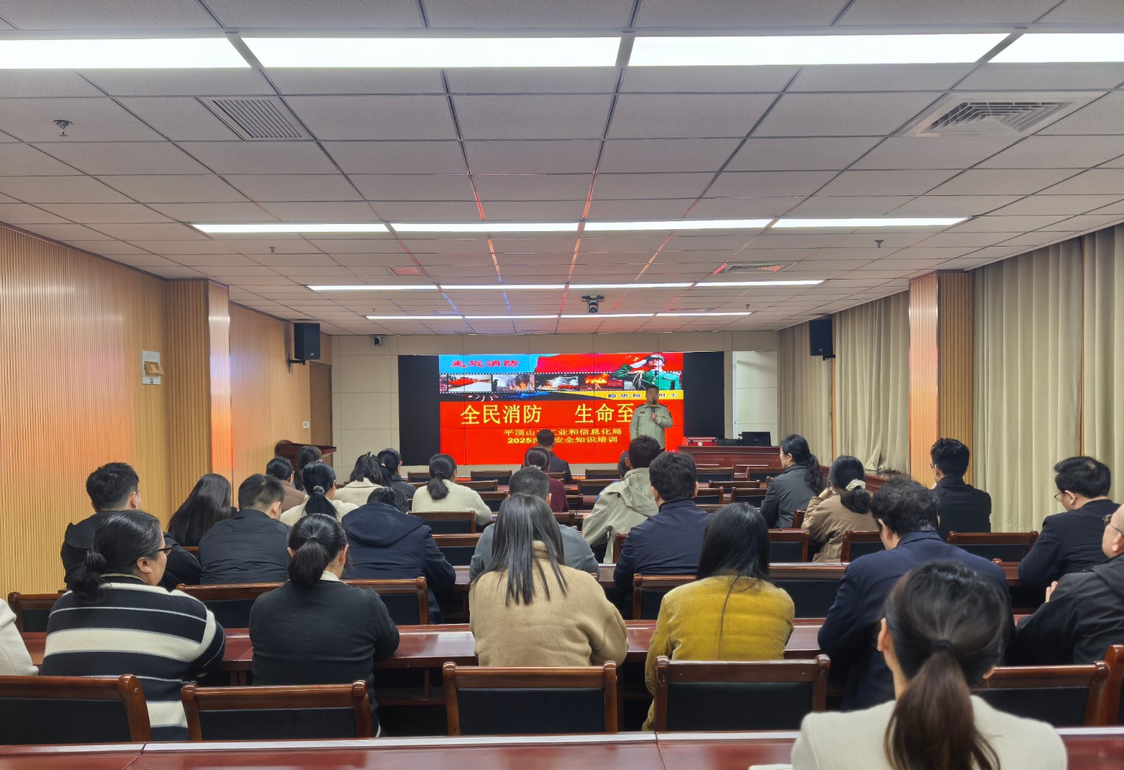 微信图片_20251111093515.jpg 微信图片_20251111093515.jpg